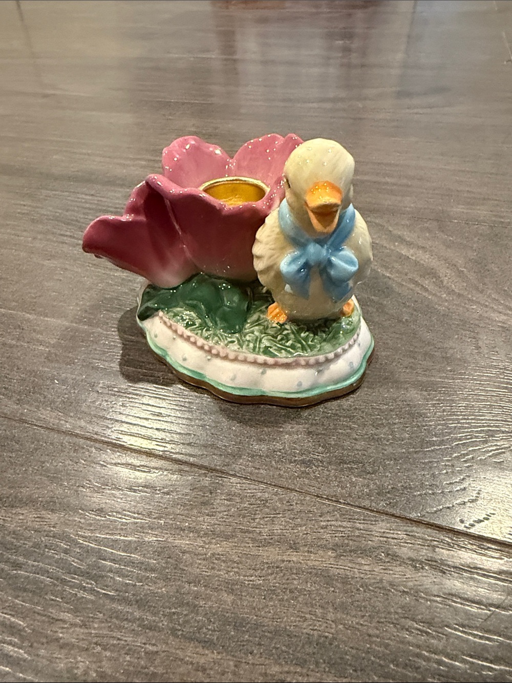 Avon Pink Ceramic duck Figurine with Flower Holder 8:9
